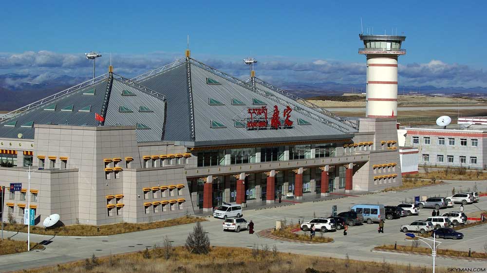康定機(jī)場(chǎng).jpg